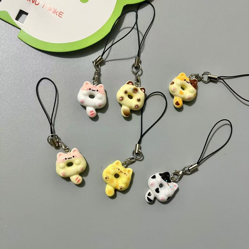 图片[7]-新款猫咪卡通钥匙扣学生书包可爱挂件少女包包配饰饰品闺蜜小礼物