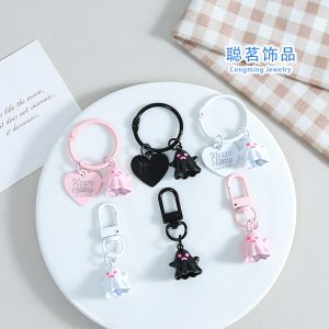 个性甜酷小幽灵鬼怪爱心挂饰粉色黑色门扣卡圈挂饰钥匙扣材料批发-义乌小商品供应商厂家联系方式汇总网站